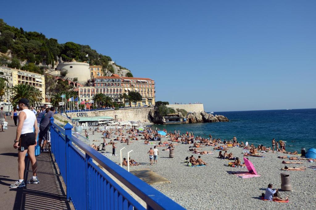 Appart'Hotel Odalys City - Nice Centre Стая снимка